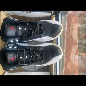 Air Jordan retro 12